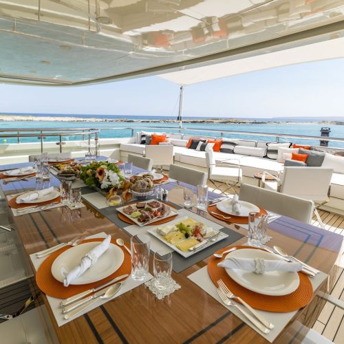 RoMa-Upper-Deck-Aft-Dining-table